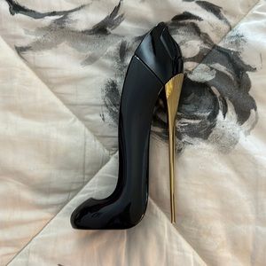 EMPTY Carolina Herrera